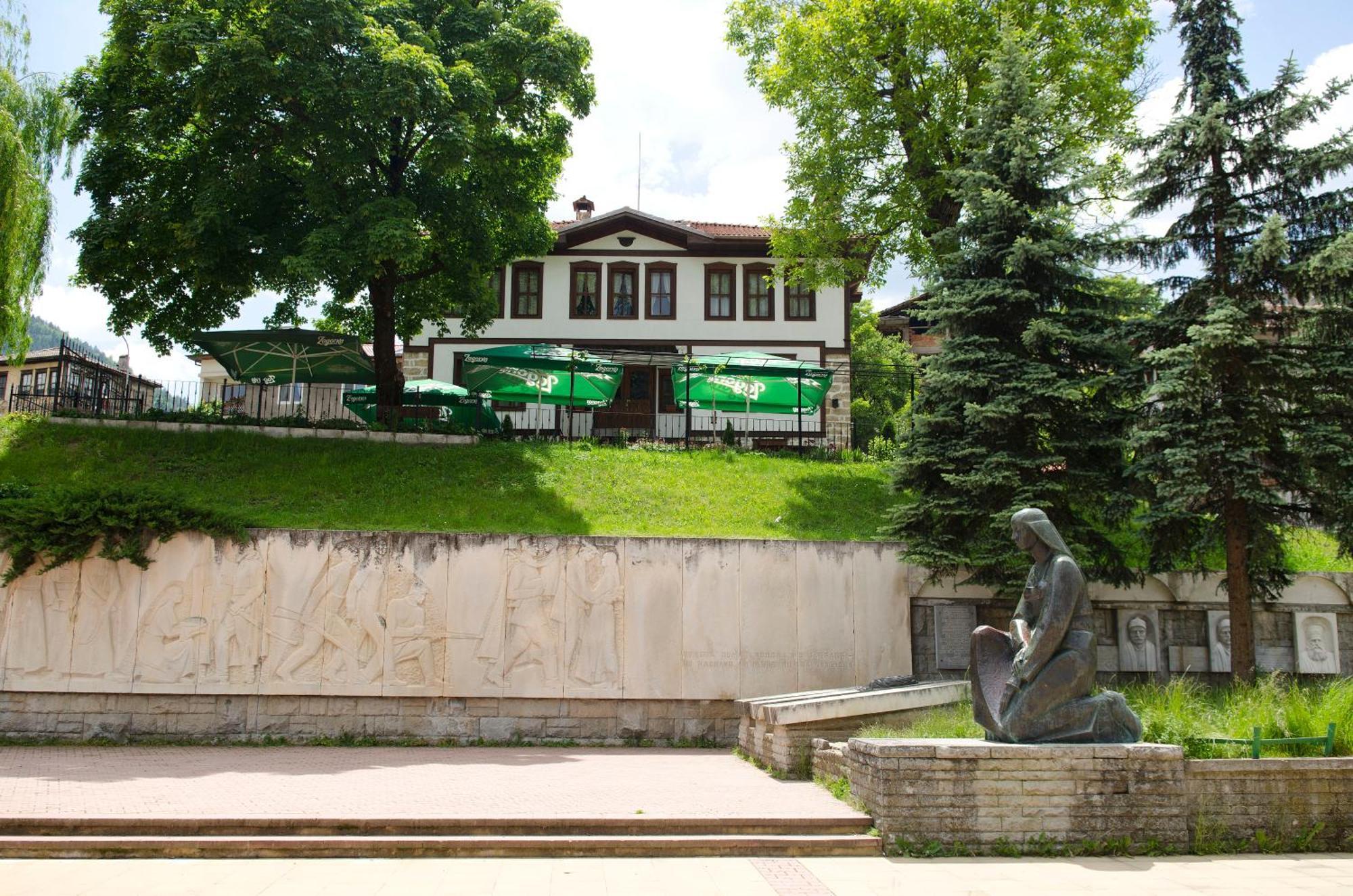 Hotel Petko Takov'S House Smoljan Exterior foto