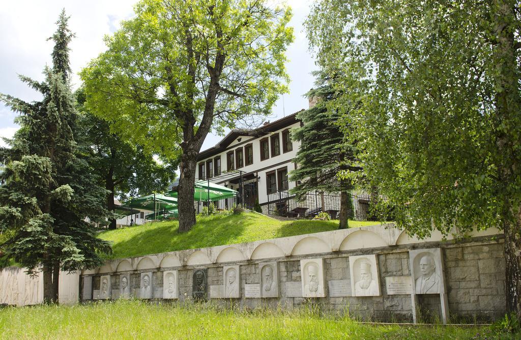 Hotel Petko Takov'S House Smoljan Exterior foto